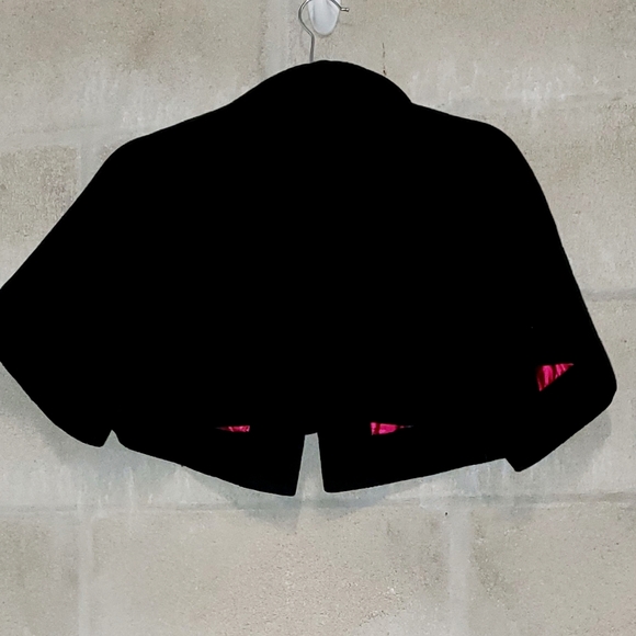 Wool Cropped Cape - Picture 2 of 2